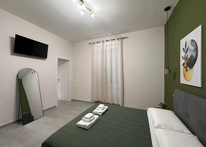 Casa Di Priam 3* La Spezia