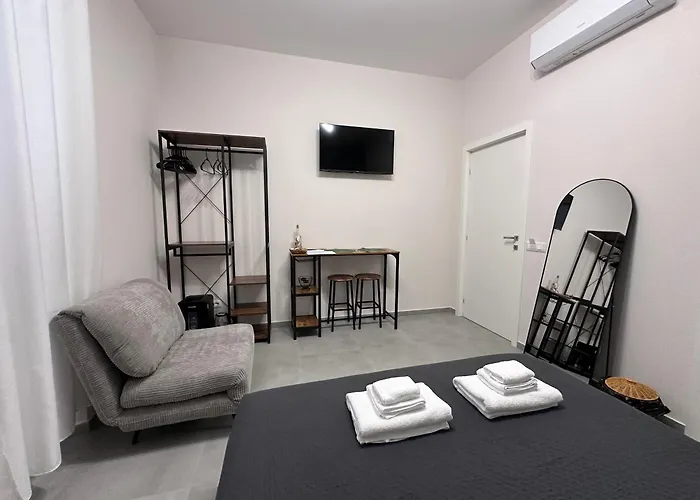 Casa Di Priam 3* La Spezia